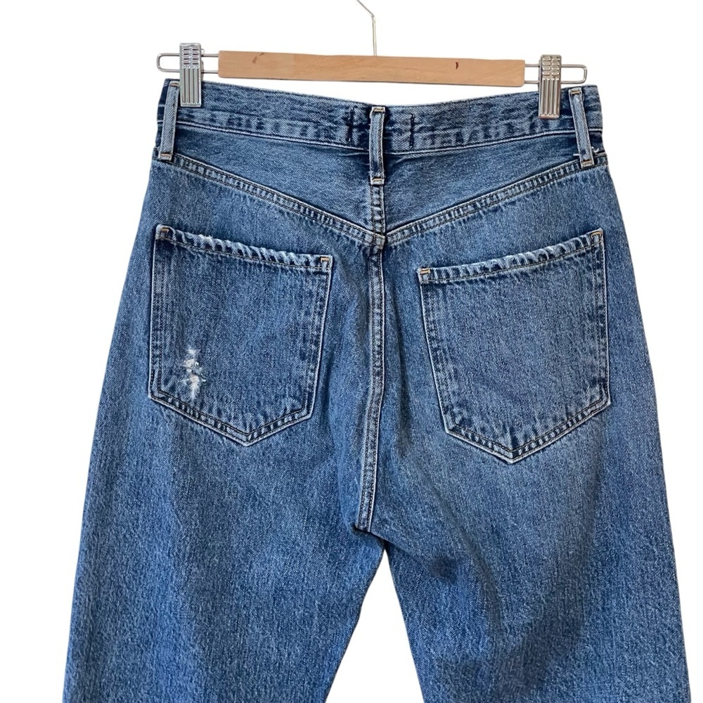 Agolde Riley High Rise Cropped Straight Jeans in Frequency - Picture 5 of 16